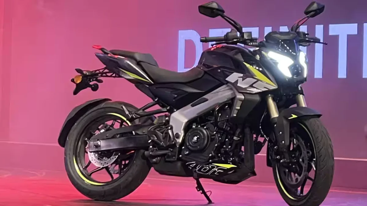 Bajaj Pulsar NS400Z Takes the Streets by Storm Unleashing The Beast