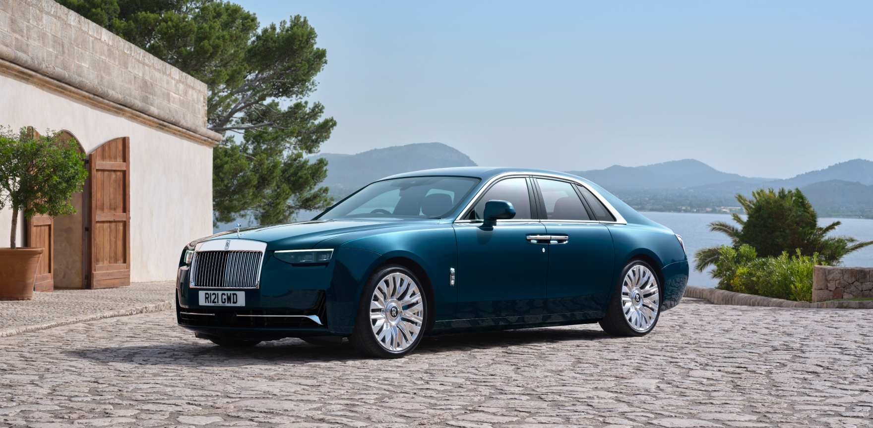 Rolls-Royce Ghost Series II A Luxury and Performance